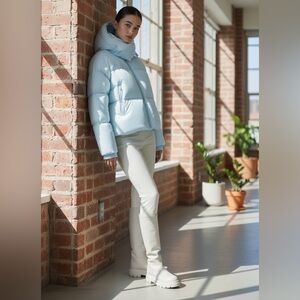 Like New Mackage Tessy Hooded Puffer Down Jacket in Ice Blue Size M